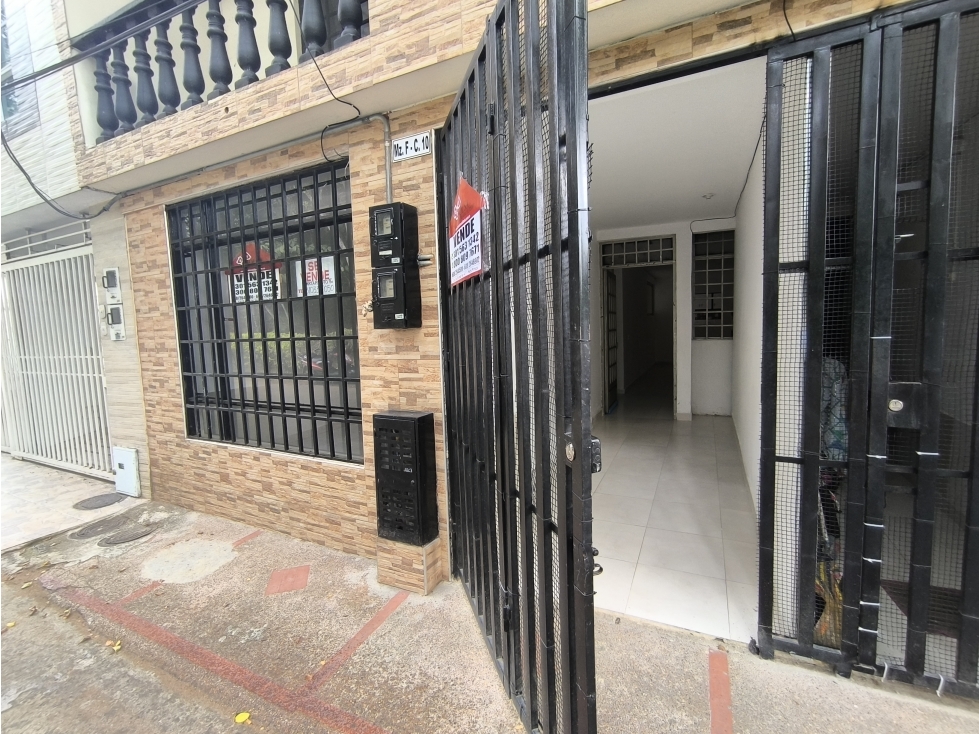 VENDO APARTAMENTO 1 PISO SECTOR ENTRE RIOS - 3