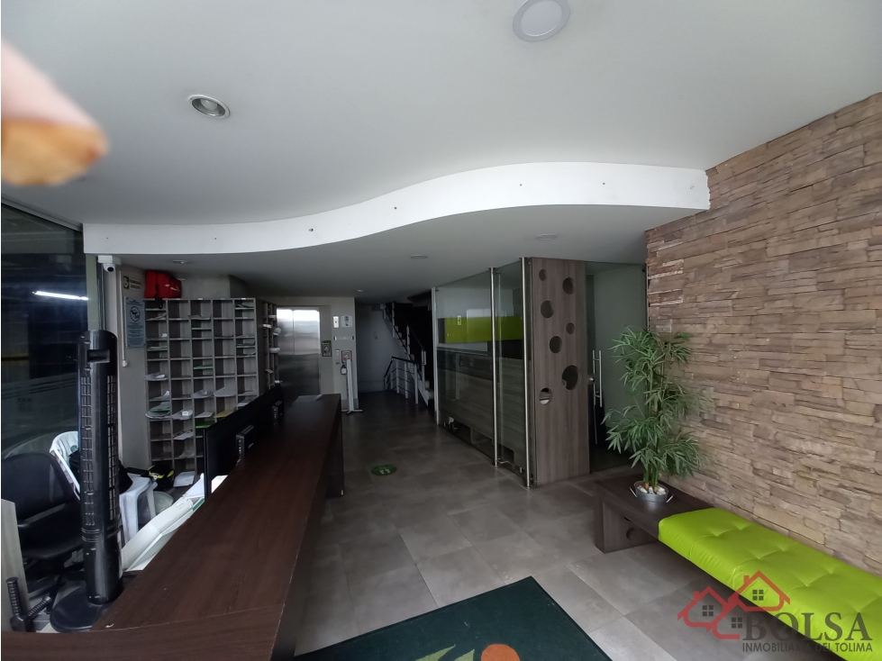 VENDO APARTESTUDIO EN LA MILLA DE ORO CALLE 60 PISO 4, CON ASCENSOR — foto 4