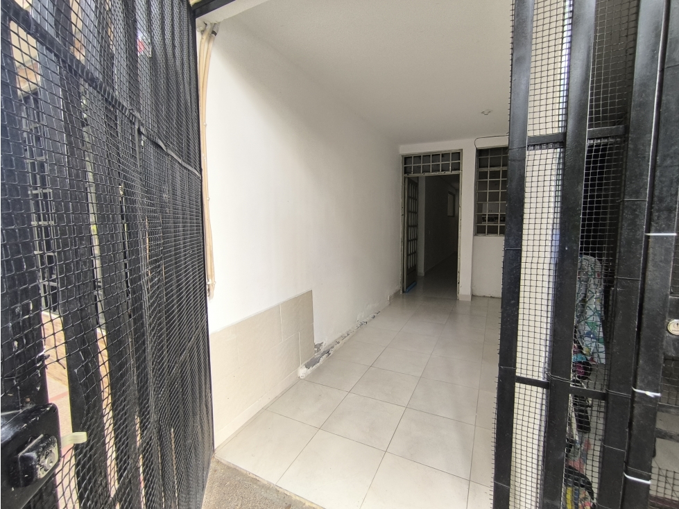 VENDO APARTAMENTO 1 PISO SECTOR ENTRE RIOS - 4