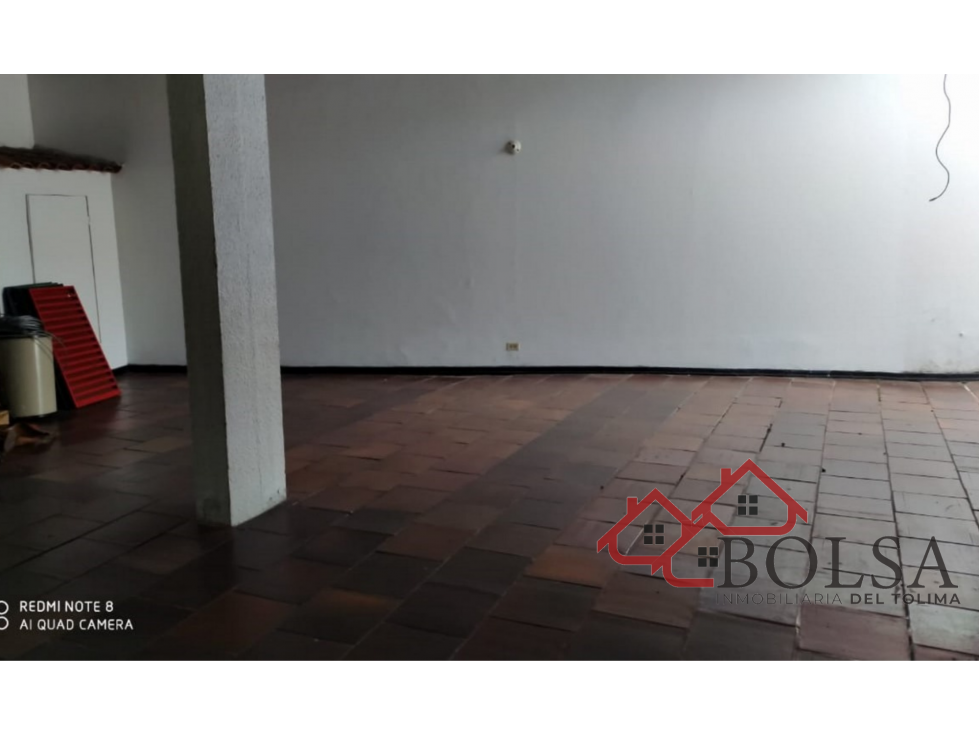 VENDO CASA COMERCIAL EN CADIZ FRENTE AVICOLA - 4
