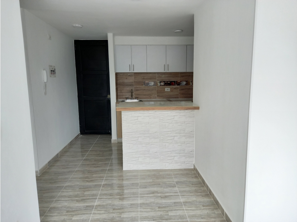 VENDO APARTAMENTO 8 PISO CONJUNTO FLORIDA 4 - 6