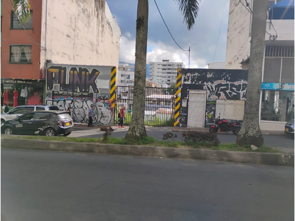 VENDO LOTE ENTRE CALLE 12 Y 13 SOBRE LA CARRERA 5 - 1