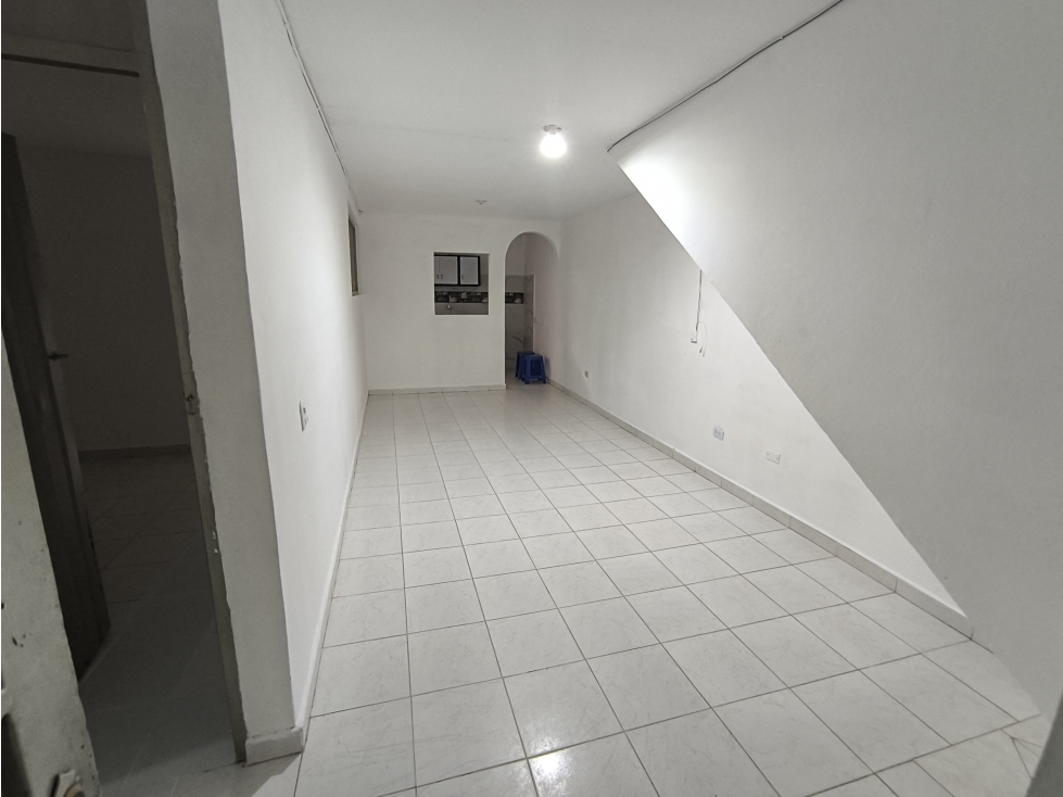 VENDO APARTAMENTO 1 PISO SECTOR ENTRE RIOS - 5