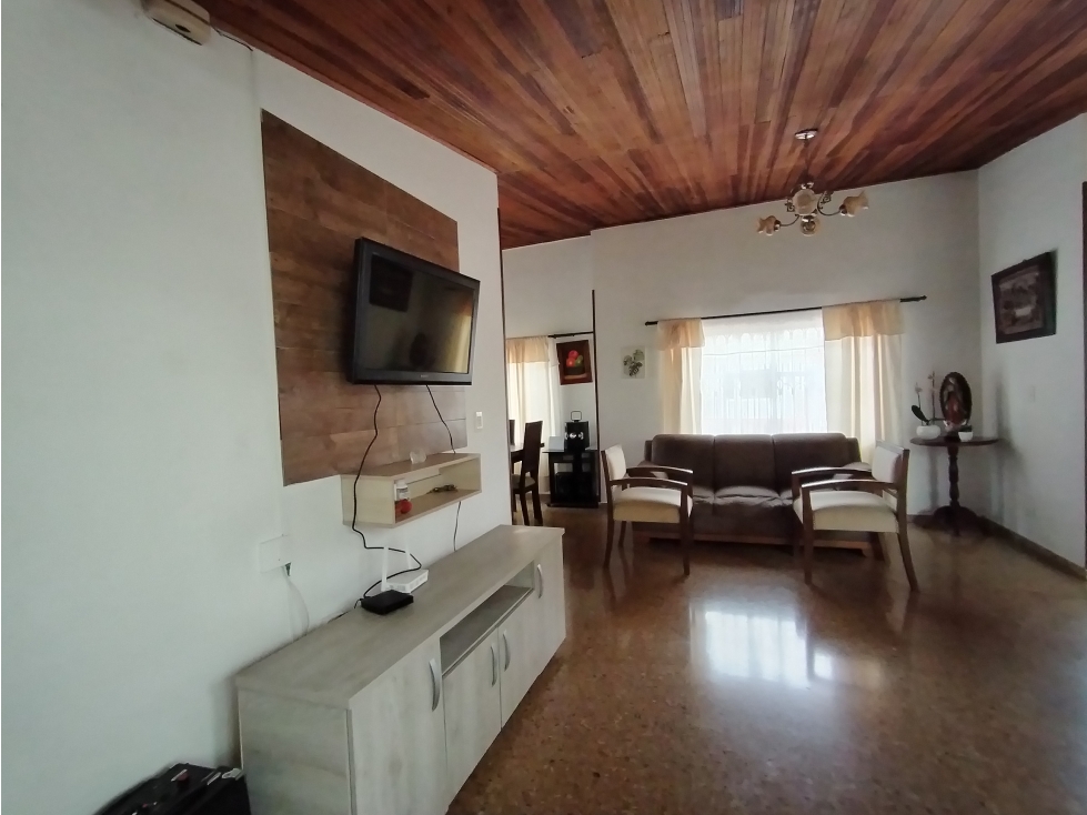 VENDO CASA SECTOR LA CASTELLANA — foto 3