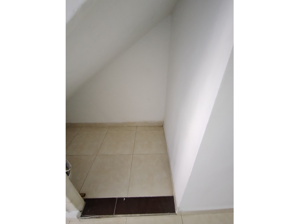 VENDO CASA CON RENTA SECTOR AMBALA BRR LOS MANDARINOS — foto 4