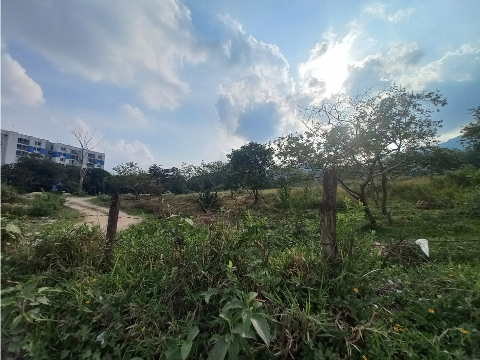 ARRIENDO AMPLIO LOTE SECTOR AMBALA - 5