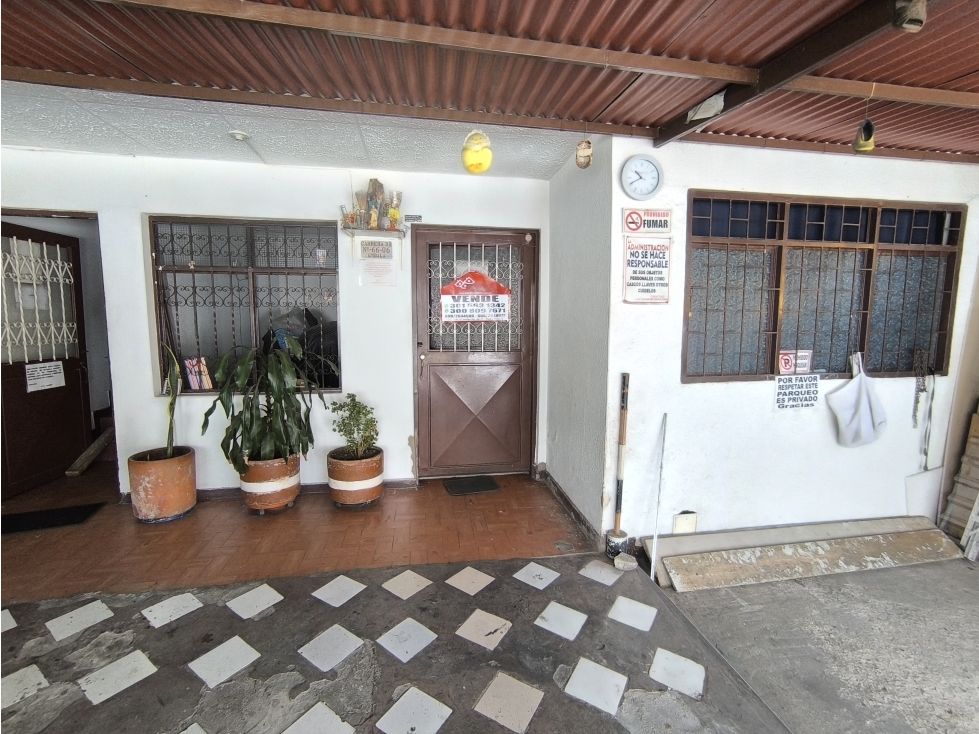 VENDO CASA CON RENTA 3 PISOS SECTOR AMBALA - 3