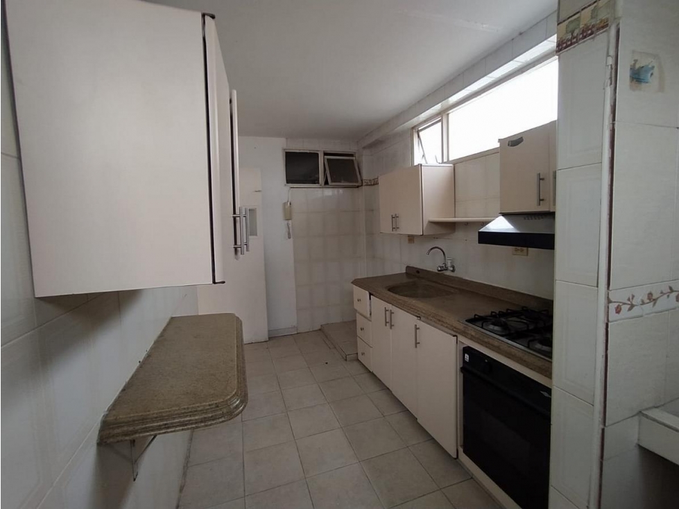 VENDO APARTAMENTO 4 PISO SIN ASCENSOR SECTOR AVENIDA EL PAPAYO — foto 4