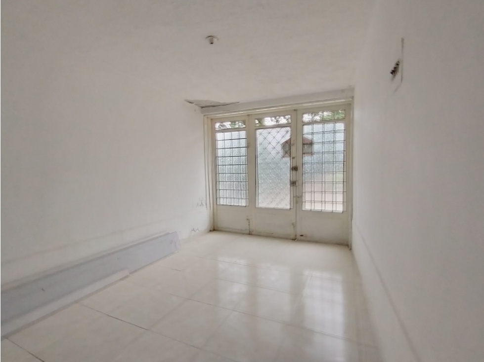VENDO CASA DE 2 PISOS SECTOR VARSOVIA CERCA A LA CALLE 60 — foto 6