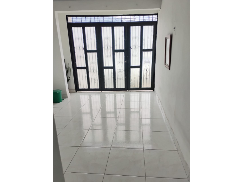 VENDO CASALOTE SECTOR CALLE 28 CON CRA 7 BELALCAZAR - 6