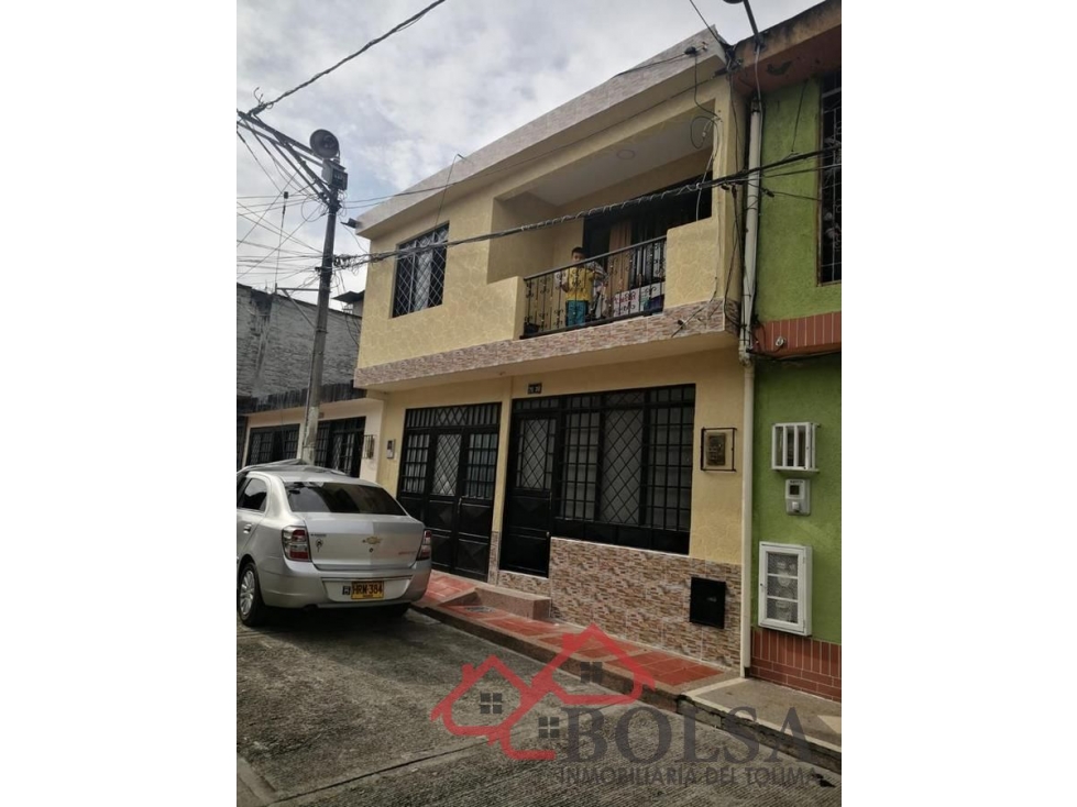 VENDO CASA CON 2 APARTAMENTOS INDEPENDIENTES, SECTOR JARDIN