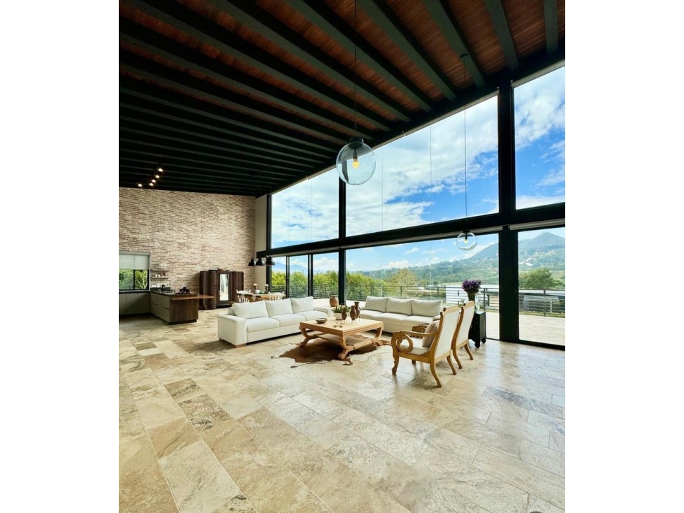 F0360 VENDO Casa Campestre parcelación cerrada vía La Ceja-Rionegro  — foto 5