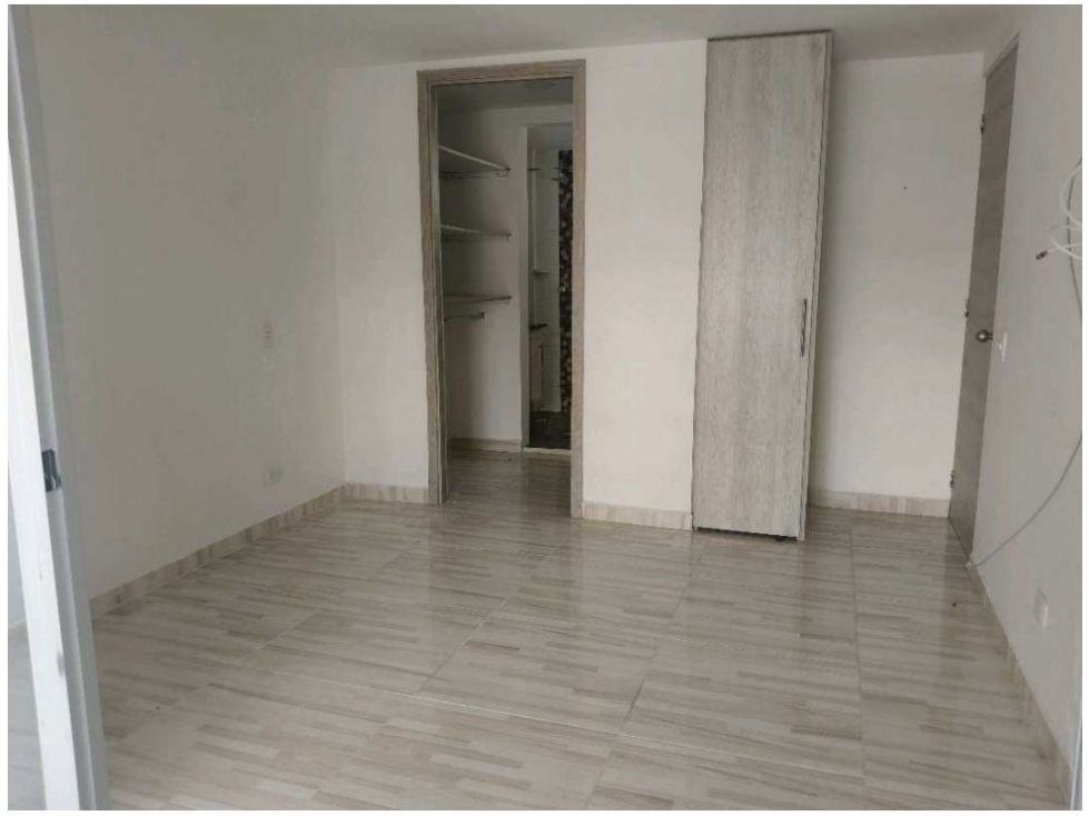 C0453.Casa unifamiliar de 3 niveles con área de 150mt2 en La Ceja — foto 5
