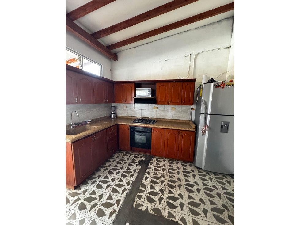 A0612.Apartamento de segundo nivel con 96mt2 en La Ceja — foto 2
