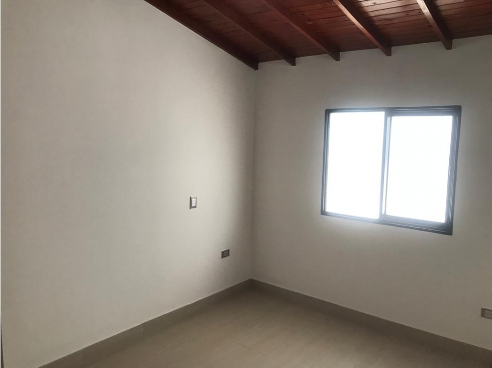 A0307 Vendo! Apartamento con buenos acabados, sector tranquilo La Ceja — foto 4