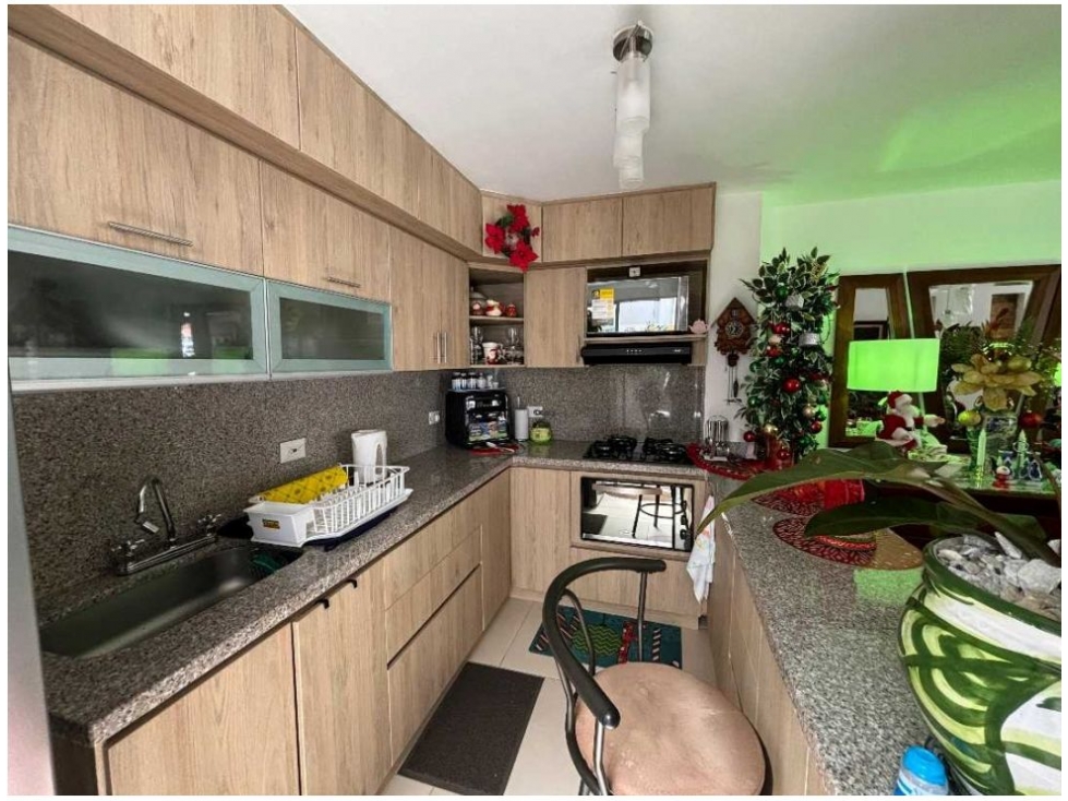 C0293. VENDO! Casa unifamiliar en urbanización abierta en La Ceja