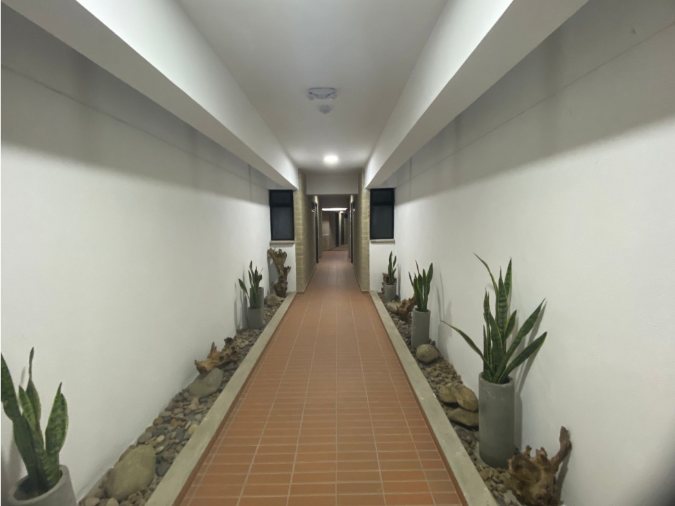 T0558. ALQUILO! Apartamento para estrenar en El Retiro  — foto 3