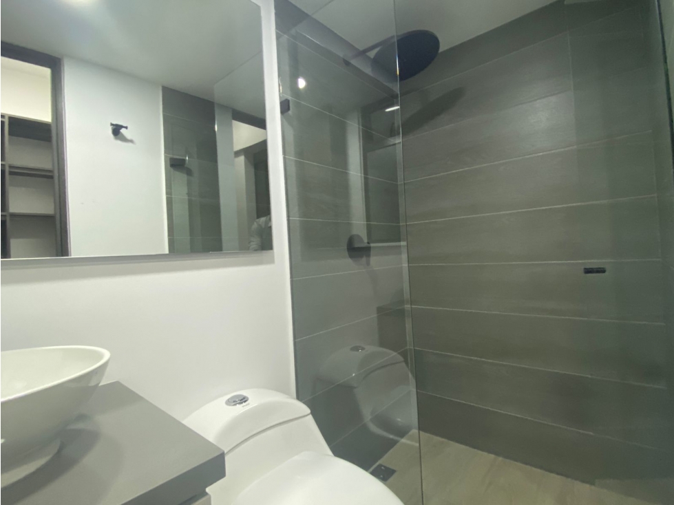 T0605. ¡ALQUILO! Apartamento en exclusiva unidad cerrada en El Retiro. — foto 5