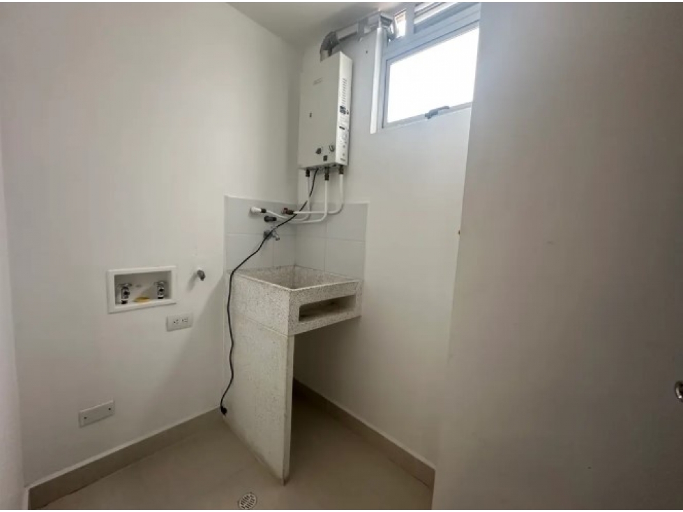 T0635 Alquilo! Apartamento en exclusivo sector de Rionegro — foto 4