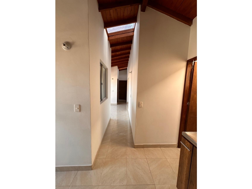 A0489. Vendo! Apartamento tercer nivel en buen sector de La Ceja — foto 4