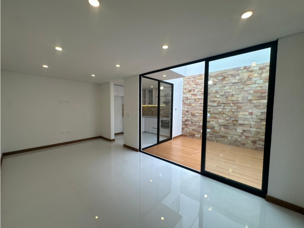 C0426.Vendo! Casa unifamiliar de dos niveles en La Ceja — foto 3