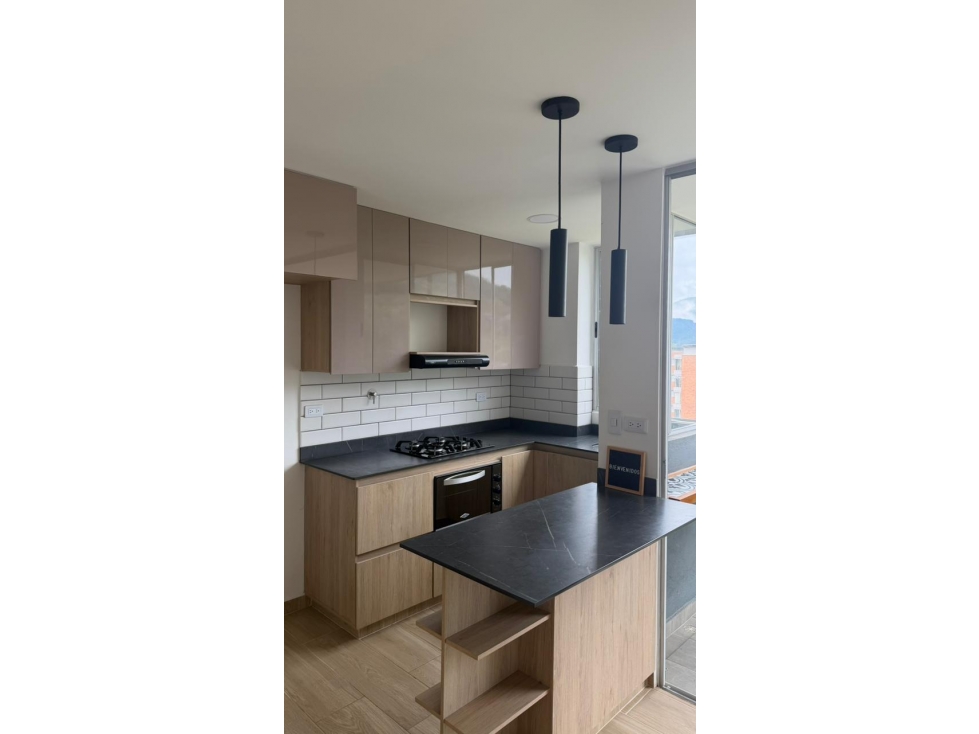 T0827.Alquilo! Apartamento moderno en unidad cerrada en La Ceja