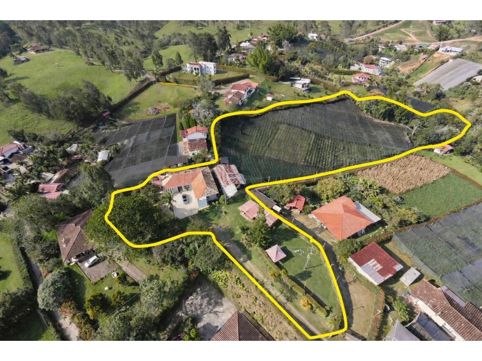 F0386.Finca con excelente ubicación para inversión en el Carmen