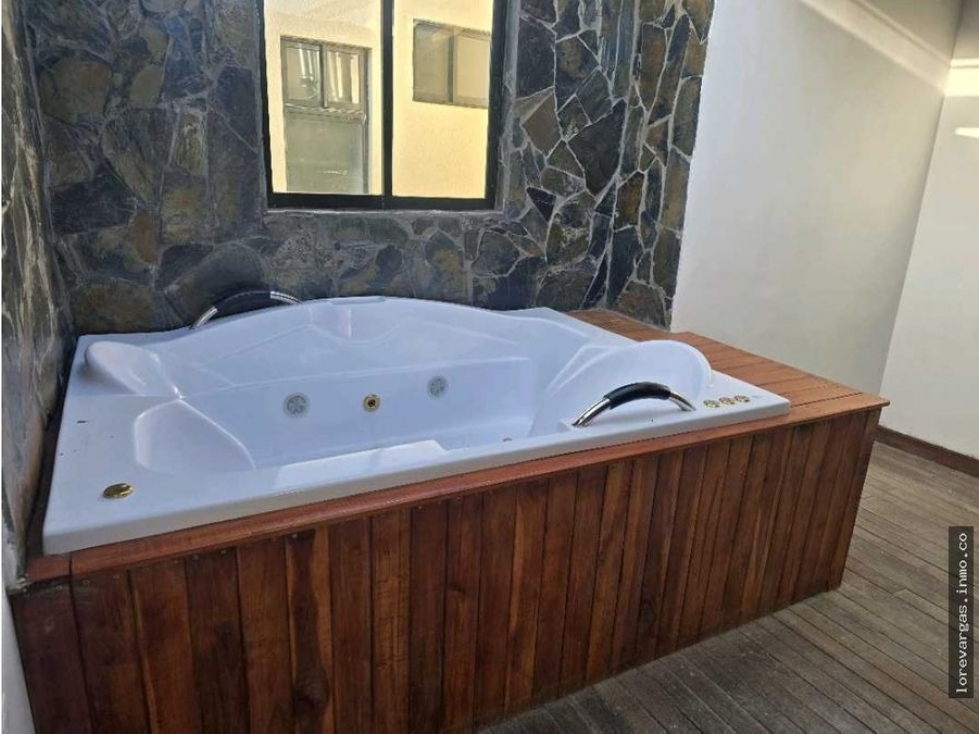 A0606.Aparta estudio dúplex con excelente ubicación en Guatapé — foto 4