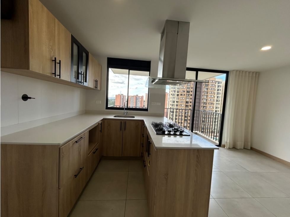 T0864.Apartamento en unidad cerrada con vigilancia 24/7 en San Antonio