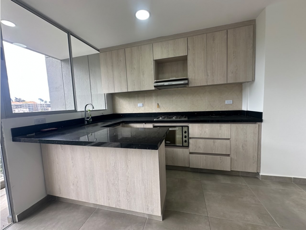 A0622.Apartamento tercer nivel con 68mt2 en unidad cerrada de La Ceja