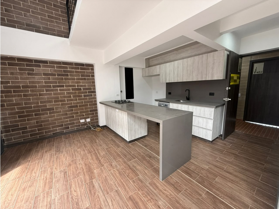A0627.Apartamento cuarto nivel con 110mt2 en unidad cerrada El Retiro