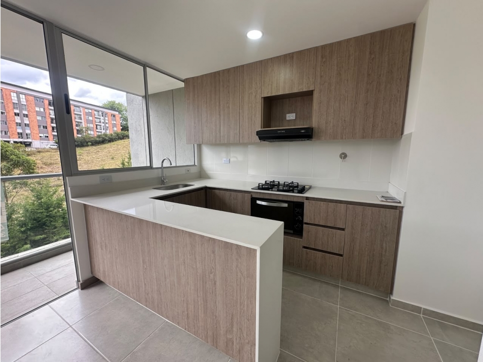 T0954. Apartamento tercer nivel en unidad cerrada en La Ceja