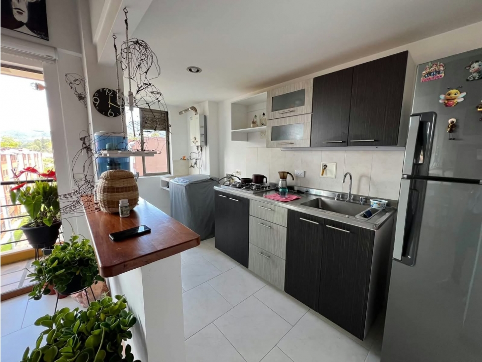 A0657. Apartamento de 83mt2 quinto nivel en unidad cerrada de Ceja
