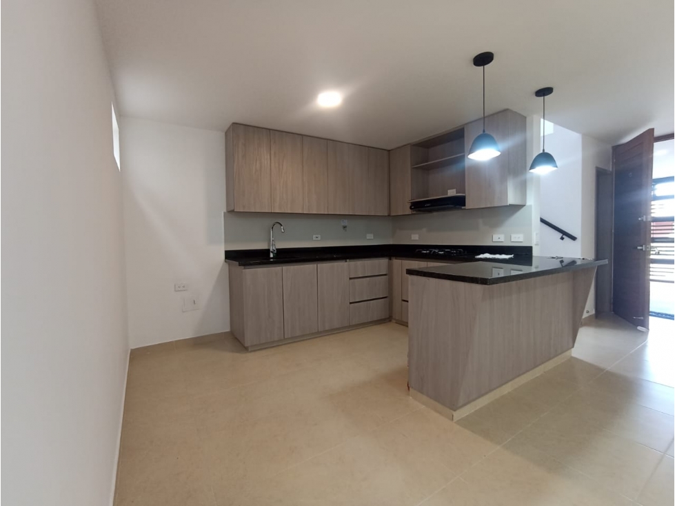 C0368. Vendo! Casa unifamiliar para estrenar en exclusiva unidad
