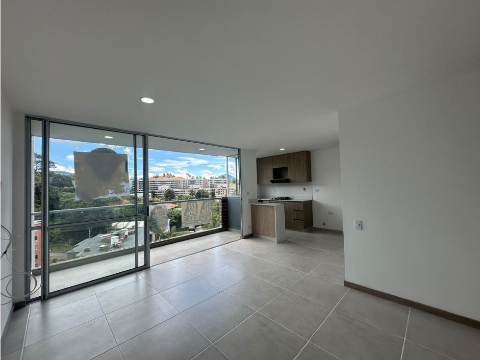 A0620.Apartamento tercer nivel con 64mt2 en unidad cerrada de La Ceja — foto 2