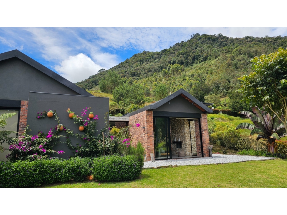 T0909. Finca con área de 2.500 m² en parcelación cerrada de La Ceja — foto 2