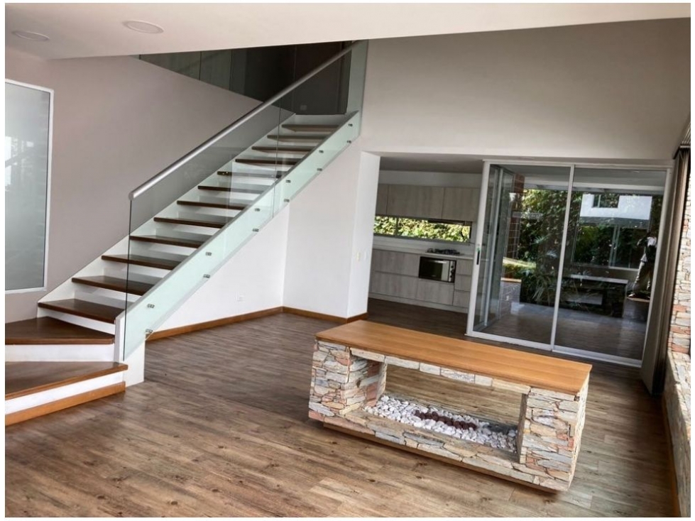 Casa unifamiliar en unidad cerrada exclusiva El Retiro  — foto 3