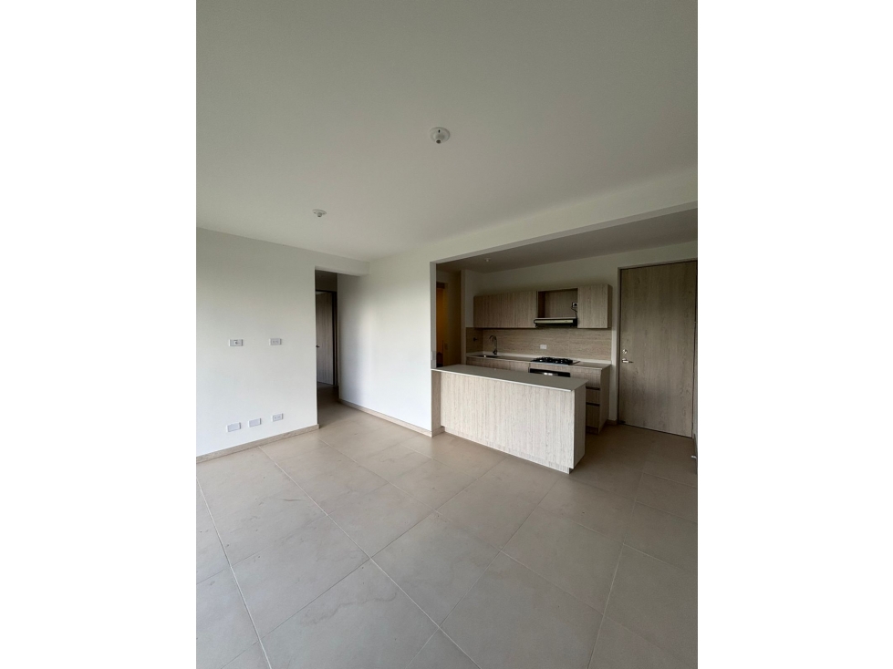 T0802 Alquilo! Apartamento en exclusiva unidad cerrada en Rionegro — foto 2