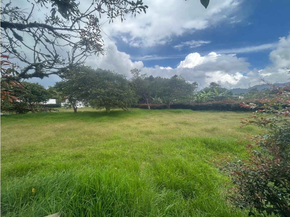 L0323. VENDO! Lote de 6.300MT2 en zona urbana del municipio de La Ceja