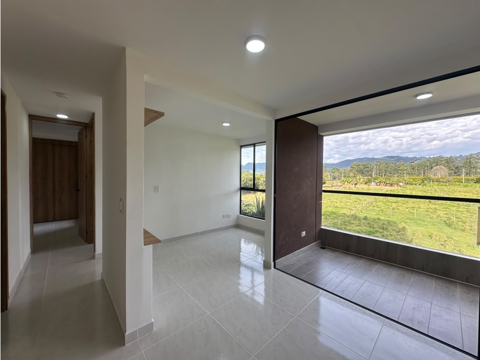 A0624. Apartamento tercer nivel en unidad cerrada de La Ceja — foto 3
