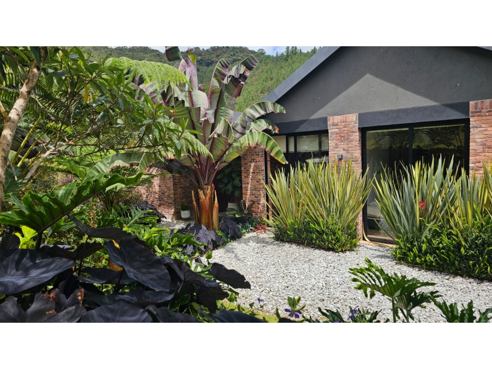 T0909. Finca con área de 2.500 m² en parcelación cerrada de La Ceja — foto 3
