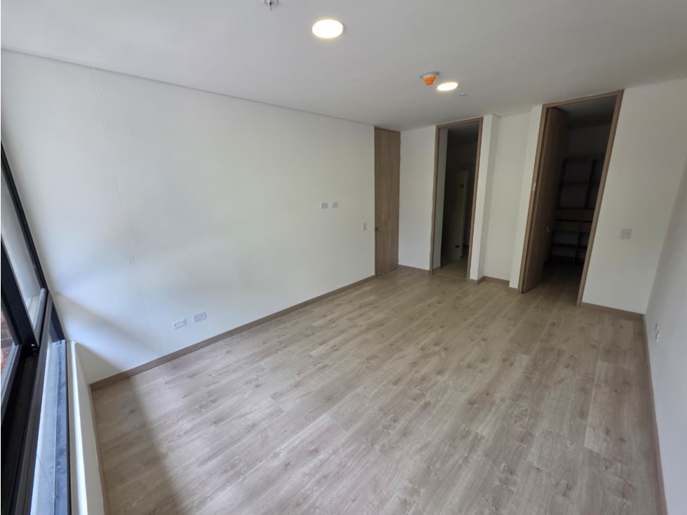 T0753. Alquilo! Apartamento primer nivel sector en El Retiro — foto 6