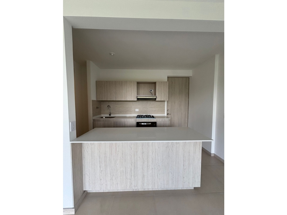 T0802 Alquilo! Apartamento en exclusiva unidad cerrada en Rionegro