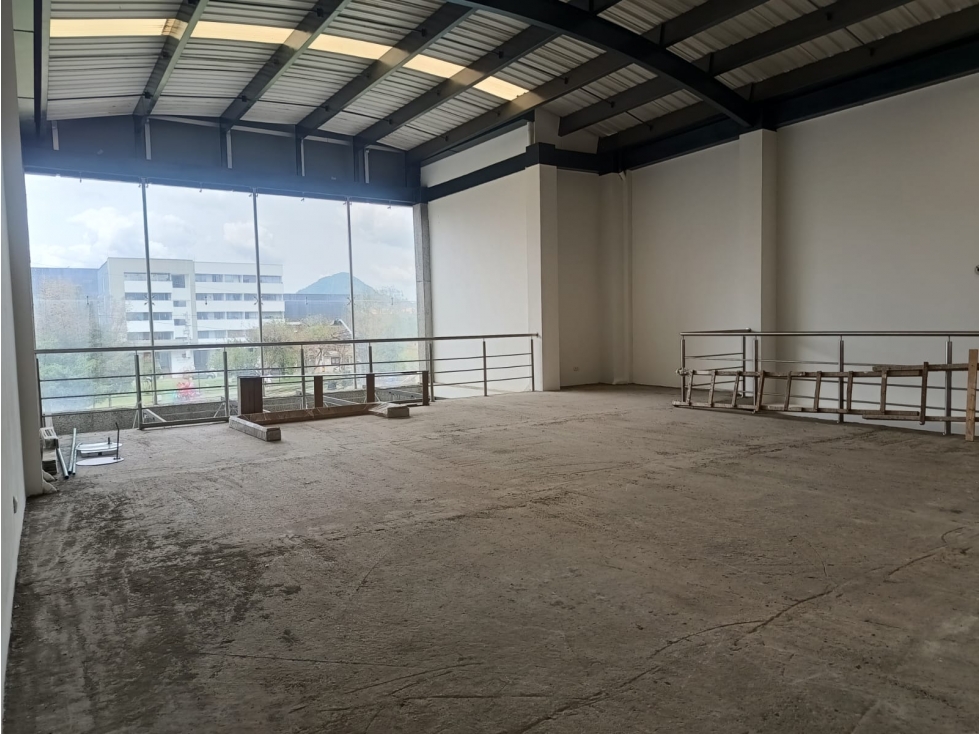 T0932.Local comercial área total 243mt2 ubicación central en La Ceja — foto 4