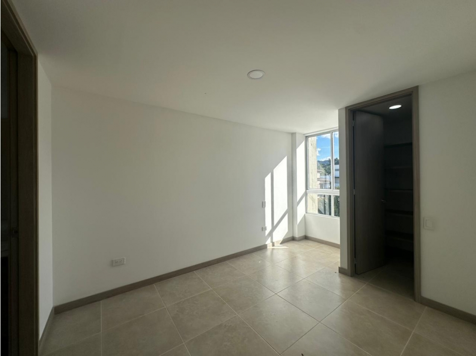 A0544.VENDO! Apartamento para estrenar con ascensor en La Ceja — foto 6