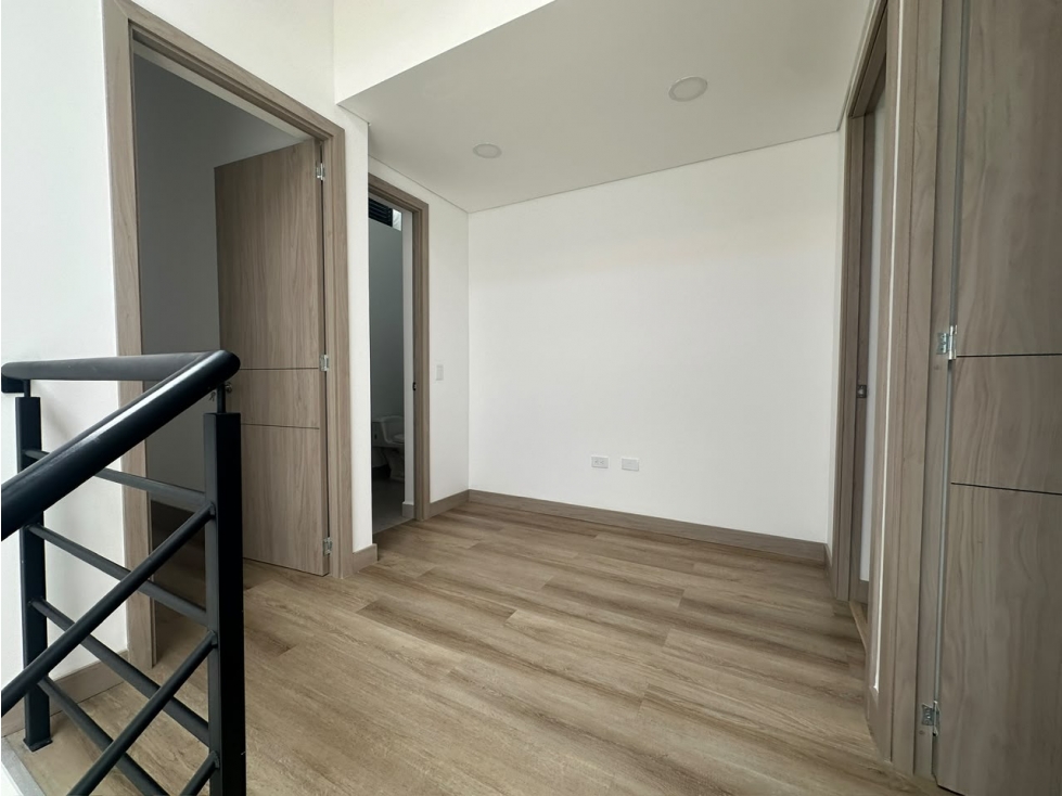 C0457. Casa unifamiliar de 140mt2 en urbanización de La Ceja — foto 3