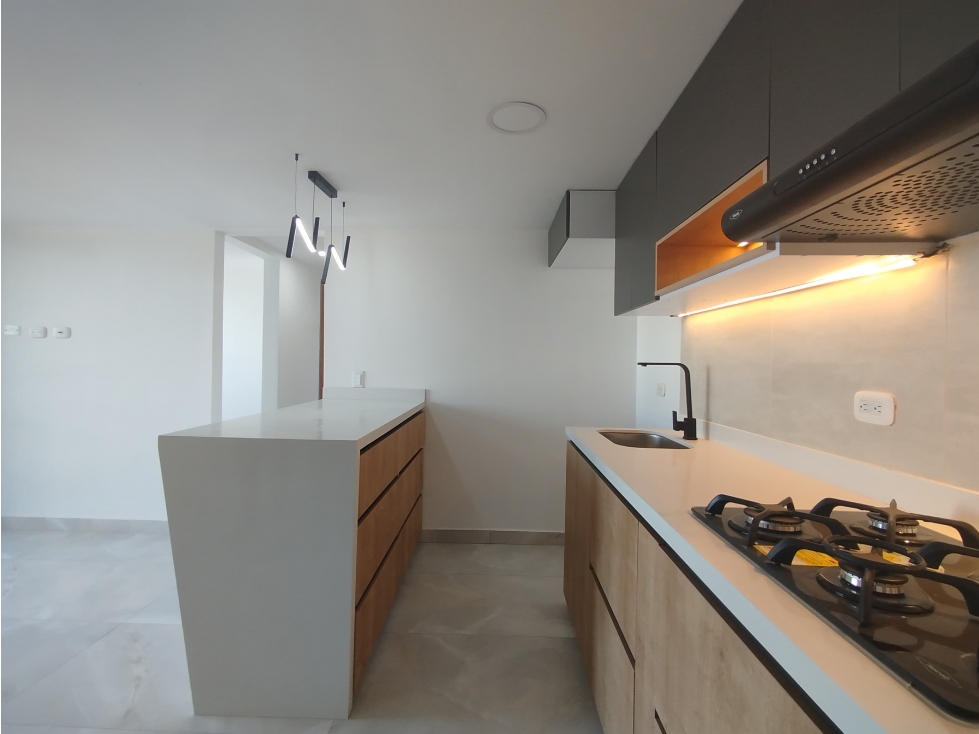T0674 Alquilo! Apartamento para estrenar con acabados de lujo