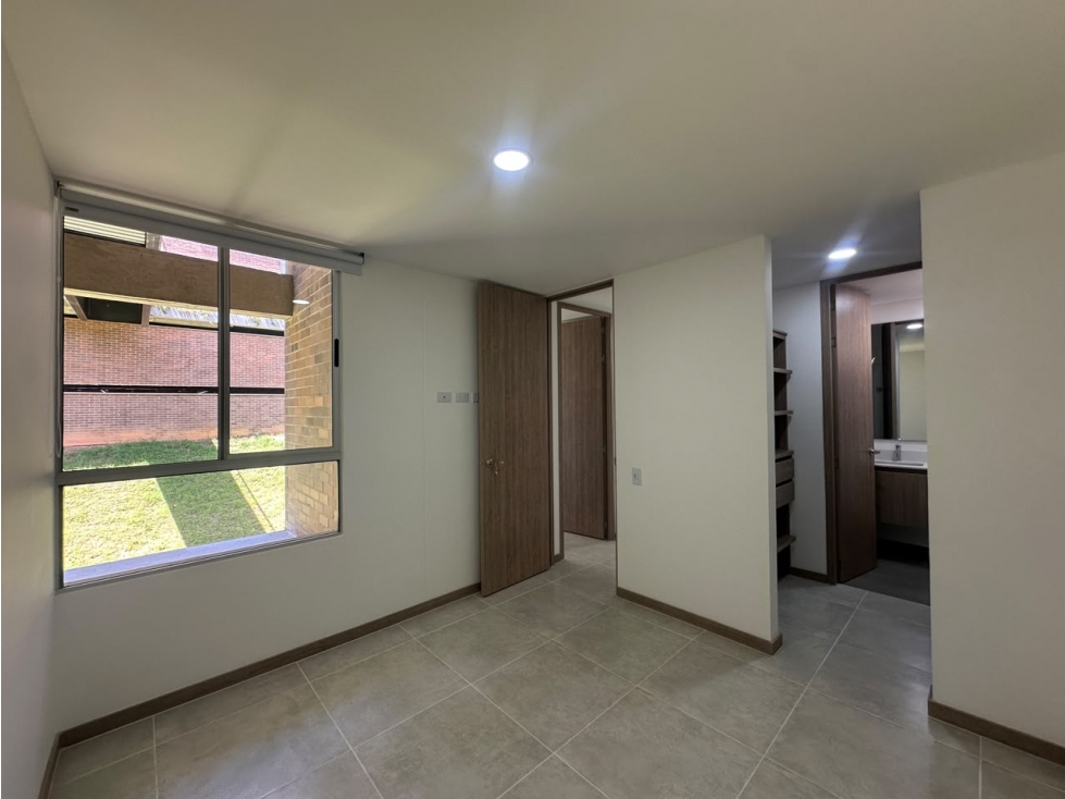 T0867.Apartamento excelente ubicación en unidad cerrada de La Ceja — foto 4