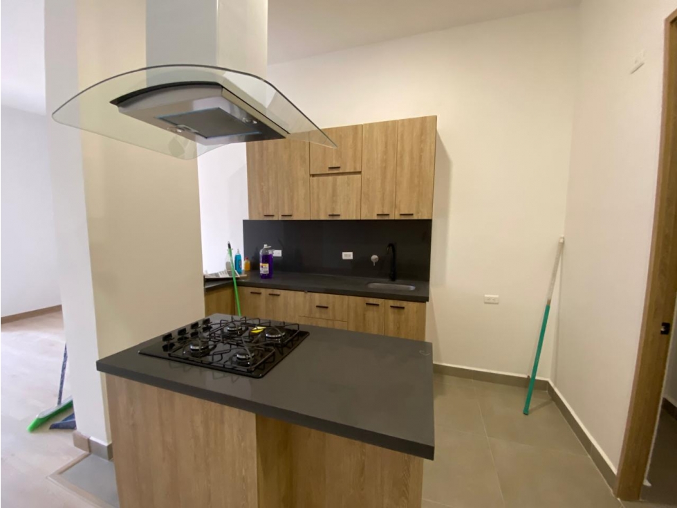 A0470. Vendo! Apartamento para estrenar con parqueadero — foto 3