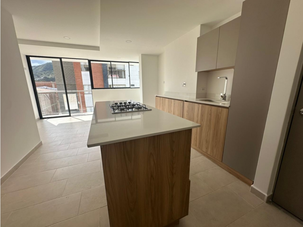 T0732. Apartamento en edificio cerrado con parqueadero en La Ceja — foto 3